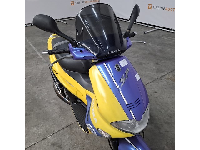 Motorscooter, gilera, runner fxr 180, 2000 - afbeelding 29 van  35