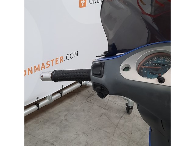 Motorscooter, gilera, runner - afbeelding 6 van  29