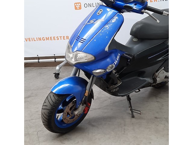 Motorscooter, gilera, runner - afbeelding 11 van  29