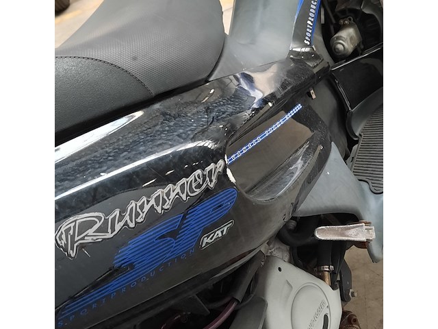 Motorscooter, gilera, runner - afbeelding 21 van  29