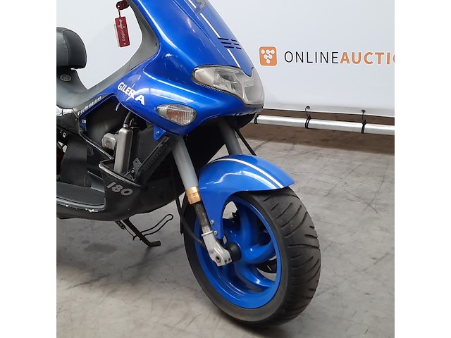 Motorscooter, gilera, runner - afbeelding 27 van  29