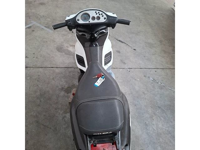 Motorscooter, gilera, runner - afbeelding 9 van  23