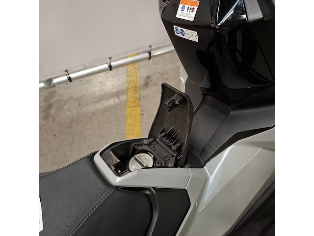 Motorscooter, honda, scooter nc 750 x-adv, 2021 - afbeelding 21 van  31