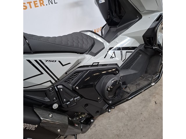 Motorscooter, honda, scooter nc 750 x-adv, 2023 - afbeelding 13 van  61