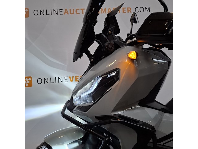 Motorscooter, honda, scooter nc 750 x-adv, 2023 - afbeelding 52 van  61