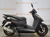 Motorscooter, honda, ses150 dylan, 2004