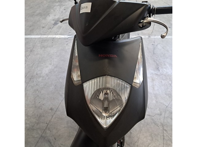 Motorscooter, honda, ses150 dylan, 2004 - afbeelding 15 van  67