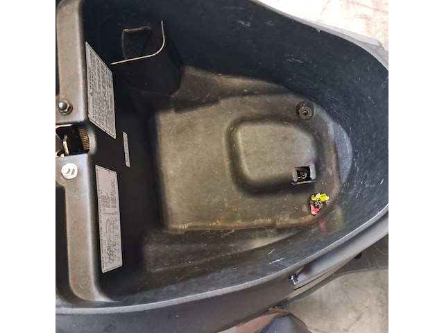 Motorscooter, honda, ses150 dylan, 2004 - afbeelding 21 van  67