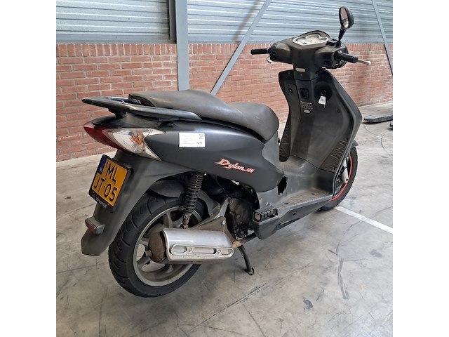Motorscooter, honda, ses150 dylan, 2004 - afbeelding 34 van  67