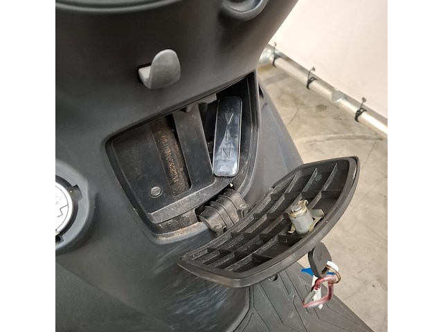 Motorscooter, kymco, 200 agility city, 2015 - afbeelding 33 van  43