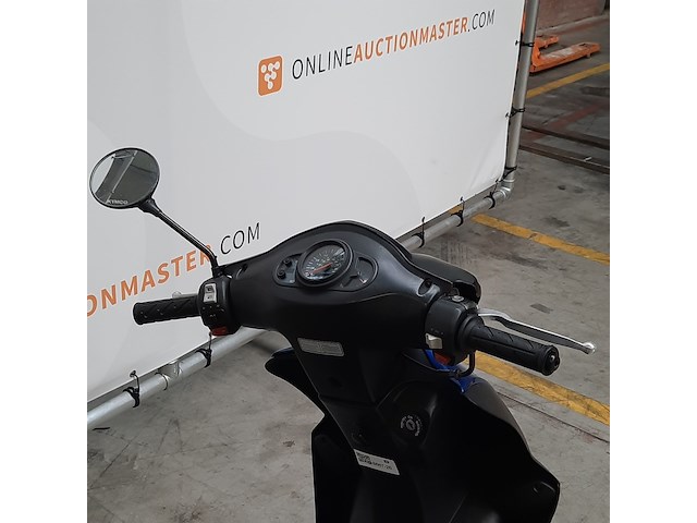 Motorscooter, kymco, agility 125 - afbeelding 2 van  24