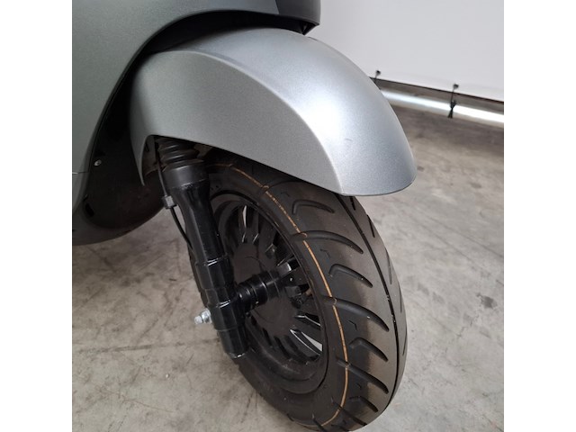 Motorscooter, la soursis, designo ty125t-37d, 2023 - afbeelding 27 van  30