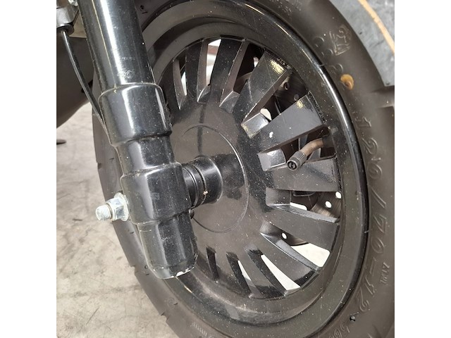 Motorscooter, la soursis, designo ty125t-37d, 2023 - afbeelding 28 van  30