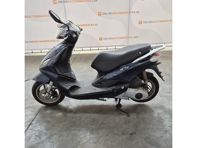 Motorscooter, piaggio, 125 fly 3v, 2015 - afbeelding 18 van  22