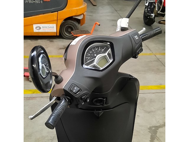 Motorscooter, piaggio, 125 liberty abs, 2024 - afbeelding 8 van  20