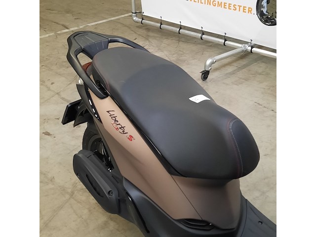 Motorscooter, piaggio, 125 liberty abs, 2024 - afbeelding 19 van  20