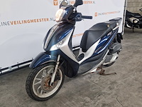 Motorscooter, piaggio, 125 medley, 2018 - afbeelding 2 van  28