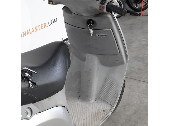 Motorscooter, piaggio, 125 skipper lx skr, 1994 - afbeelding 2 van  27