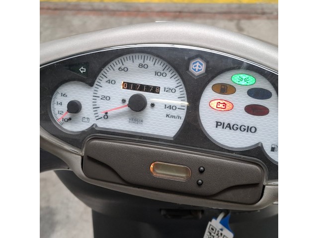 Motorscooter, piaggio, 125 skipper lx skr, 1999 - afbeelding 30 van  30