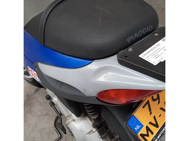 Motorscooter, piaggio, 125 skipper st skr, 2000 - afbeelding 18 van  27