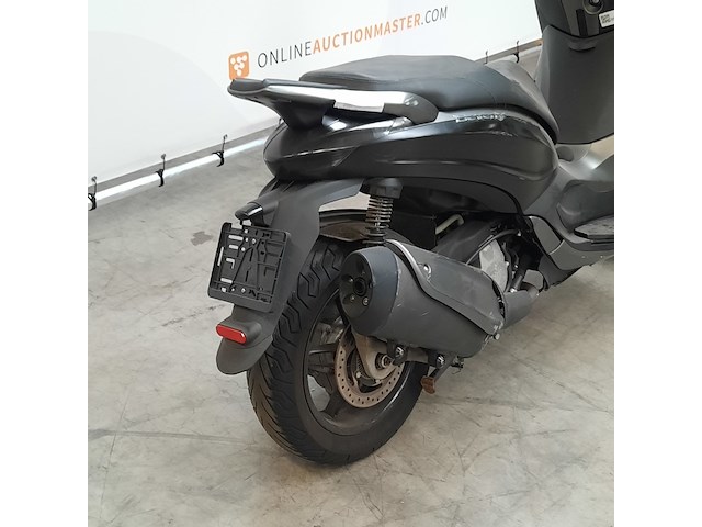 Motorscooter, piaggio, 350 beverly, 2018 - afbeelding 3 van  21