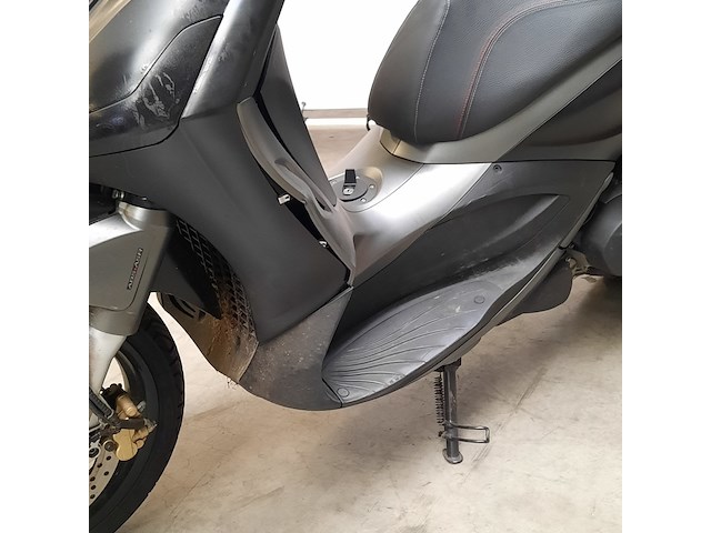 Motorscooter, piaggio, 350 beverly, 2018 - afbeelding 10 van  21