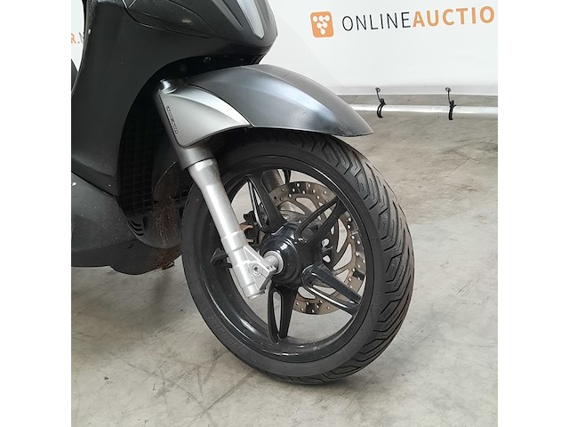Motorscooter, piaggio, 350 beverly, 2018 - afbeelding 19 van  21