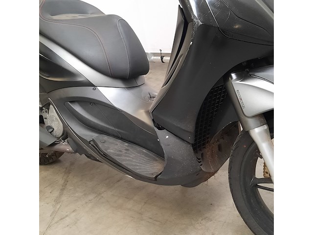 Motorscooter, piaggio, 350 beverly, 2018 - afbeelding 20 van  21