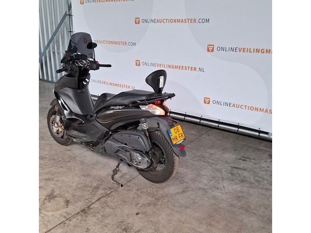 Motorscooter, piaggio, 350 beverly sport, 2013 - afbeelding 2 van  13