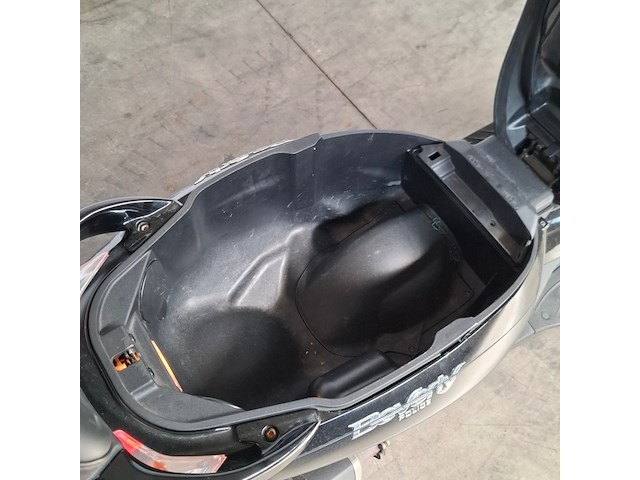 Motorscooter, piaggio, 350 beverly sport, 2013 - afbeelding 11 van  13