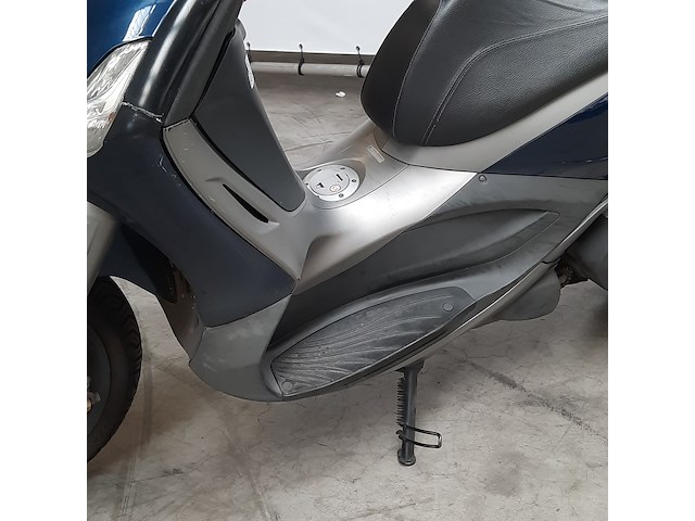Motorscooter, piaggio, 350 beverly sport, 2015 - afbeelding 10 van  26