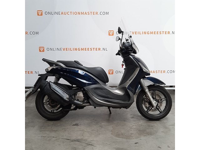 Motorscooter, piaggio, 350 beverly sport, 2015 - afbeelding 1 van  26
