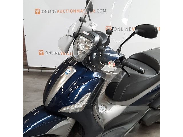 Motorscooter, piaggio, 350 beverly sport, 2015 - afbeelding 13 van  26