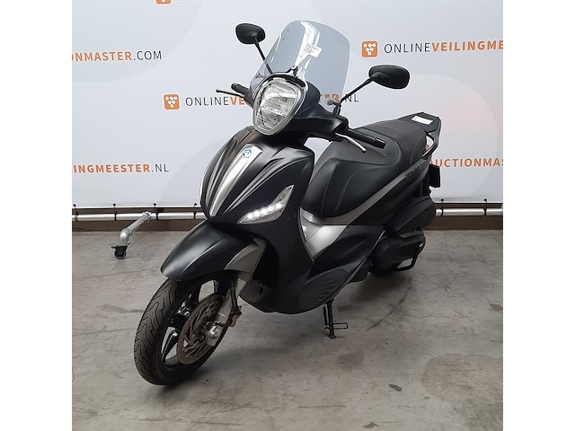 Motorscooter, piaggio, 350 beverly sport, 2015 - afbeelding 9 van  24