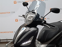 Motorscooter, piaggio, 350 beverly sport, 2015 - afbeelding 11 van  24