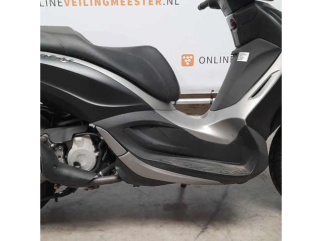 Motorscooter, piaggio, 350 beverly sport, 2015 - afbeelding 18 van  24