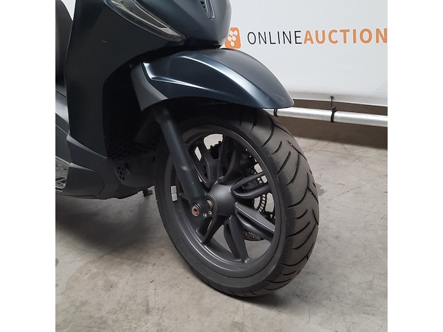 Motorscooter, piaggio, 400 beverly hpe, 2021 - afbeelding 30 van  33