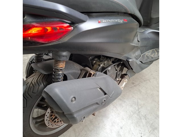 Motorscooter, piaggio, 400 beverly hpe, 2022 - afbeelding 4 van  26