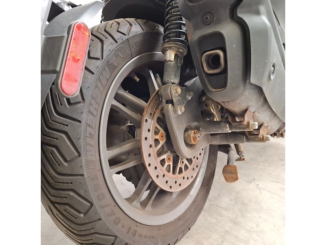 Motorscooter, piaggio, 400 beverly hpe, 2022 - afbeelding 6 van  26