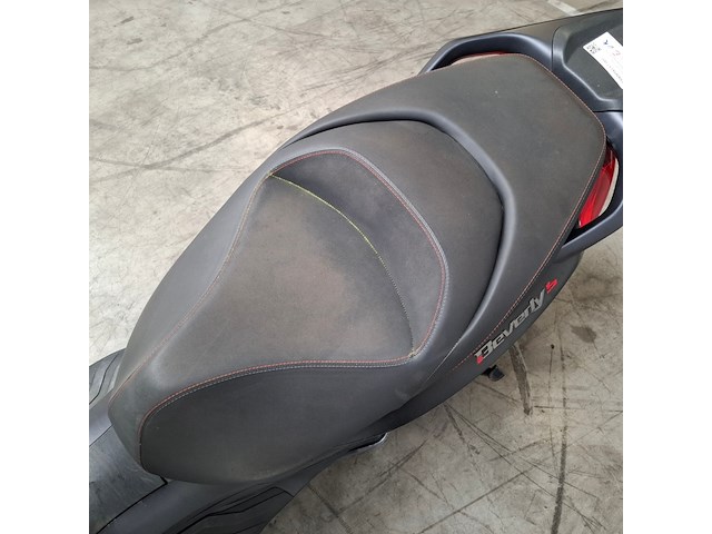 Motorscooter, piaggio, 400 beverly hpe, 2022 - afbeelding 10 van  26