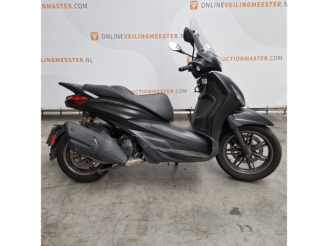 Motorscooter, piaggio, 400 beverly hpe, 2022 - afbeelding 1 van  26