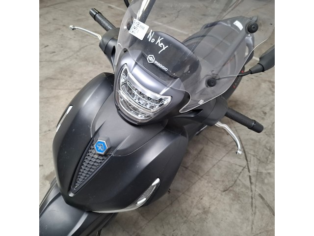 Motorscooter, piaggio, 400 beverly hpe, 2022 - afbeelding 14 van  26