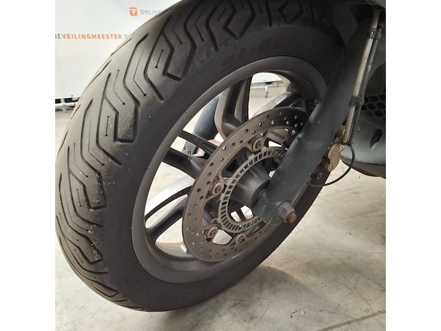 Motorscooter, piaggio, 400 beverly hpe, 2022 - afbeelding 16 van  26