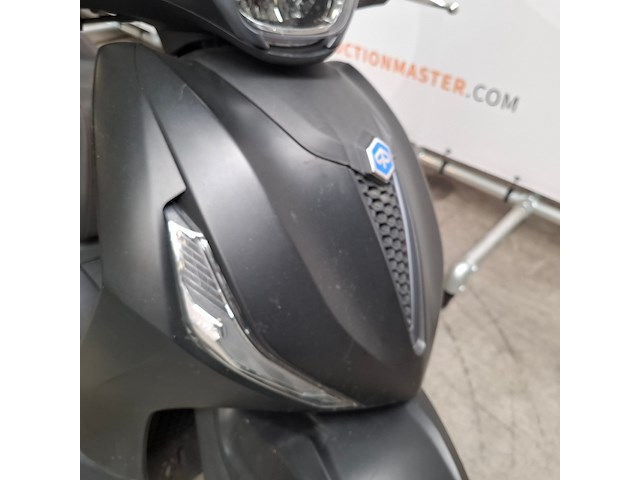 Motorscooter, piaggio, 400 beverly hpe, 2022 - afbeelding 20 van  26