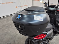Motorscooter, piaggio, beverly 400 hpe, 2023 - afbeelding 10 van  21