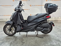 Motorscooter, piaggio, beverly 400 hpe, 2023 - afbeelding 17 van  21