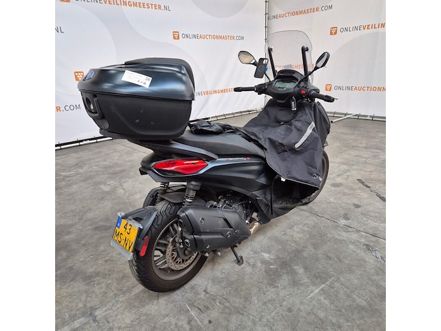 Motorscooter, piaggio, beverly 400 hpe, 2023 - afbeelding 2 van  21
