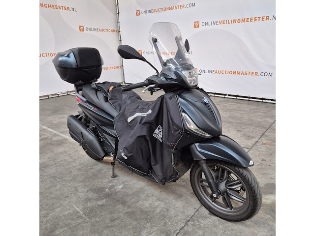 Motorscooter, piaggio, beverly 400 hpe, 2023 - afbeelding 3 van  21