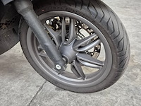 Motorscooter, piaggio, beverly 400 hpe, 2023 - afbeelding 4 van  21