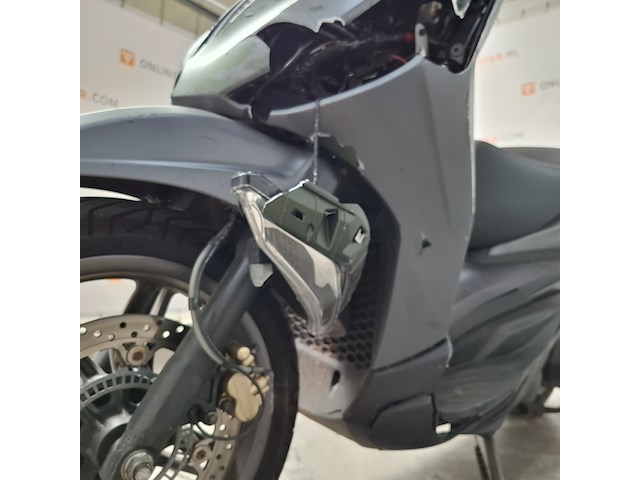 Motorscooter, piaggio, beverly 400 hpe, 2023 - afbeelding 25 van  36
